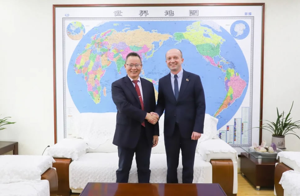 白俄羅斯駐華大使館公使參贊到訪山外山，共拓國(guó)際合作新機(jī)遇